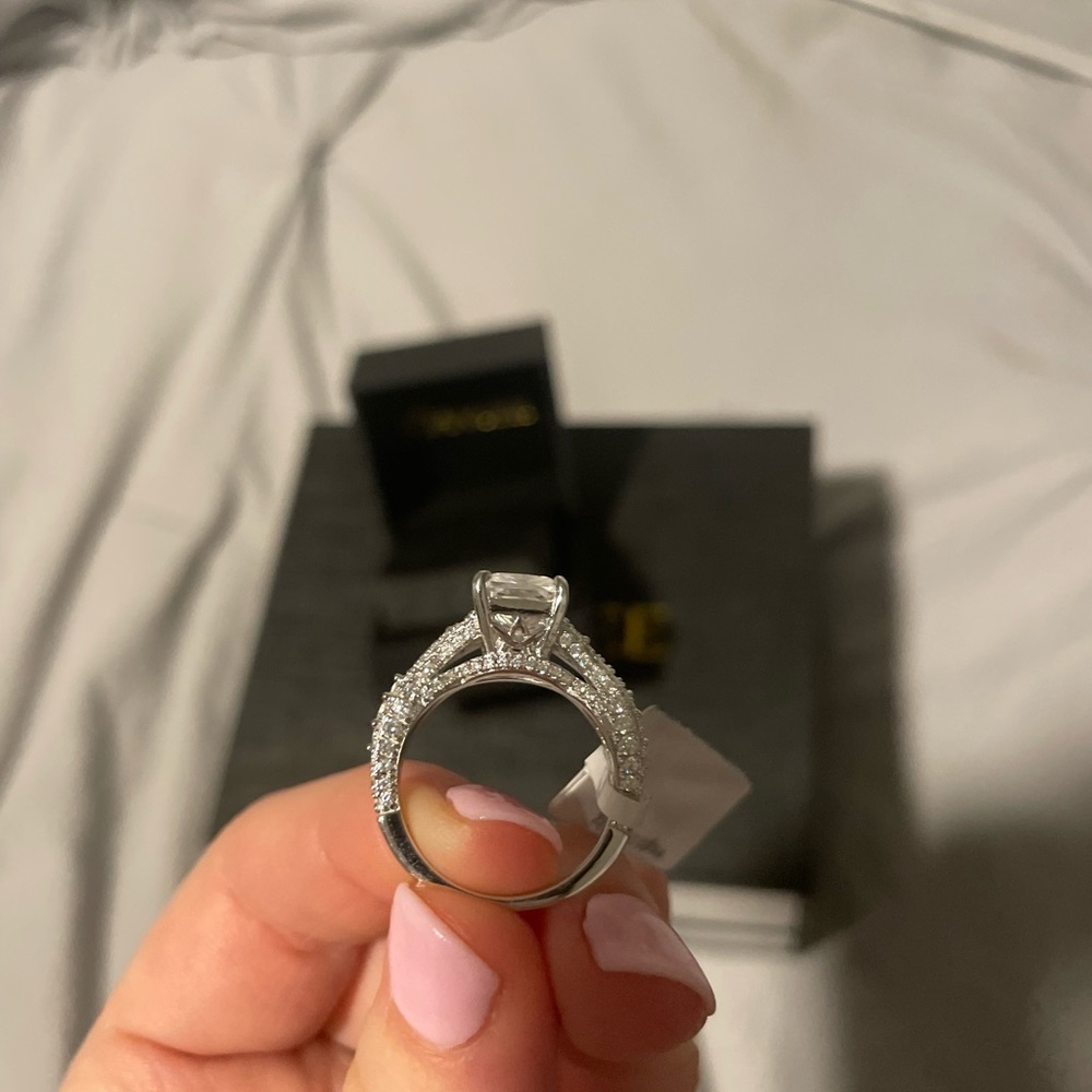 Sterling silver ring size 6 - Picture 12 of 15